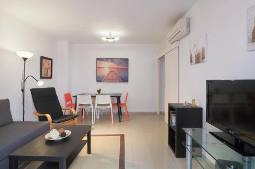 Apartamento Rincon Beach With Big Terrace, Bbq And Parking