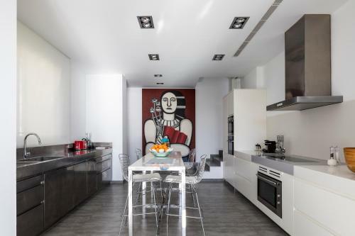 Villa Infinity -amazing Luxury Villa 3 Pools & Jacuzzi