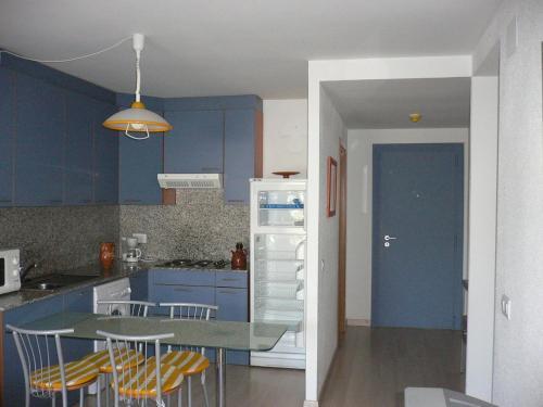 Apartment In Roses/costa Brava 3722