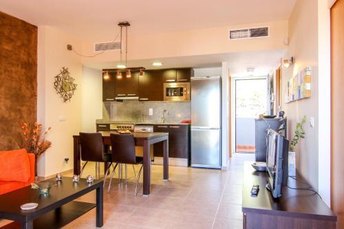 Bay Apartment