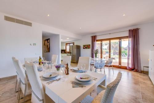 Sa Pobla Villa Sleeps 9 Pool Air Con Wifi