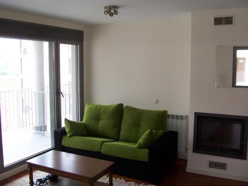 Apartamento Pre-pyrenees: Privileged Site For Hiking, Excursions And Skiing.