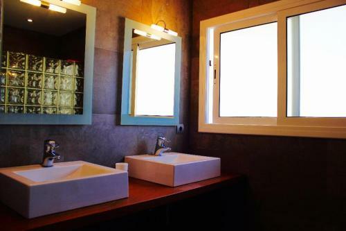 Sant Antoni De Calonge Villa Sleeps 9 Pool Wifi