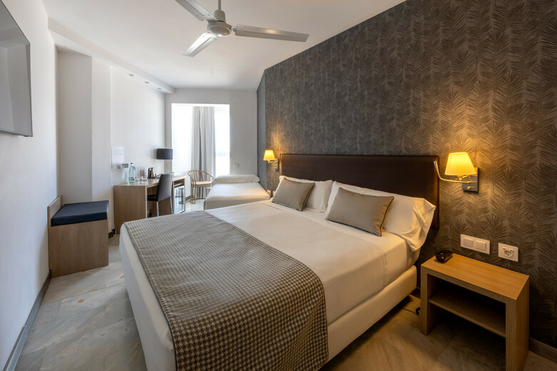 Hotel Catalonia Mirador Des Port