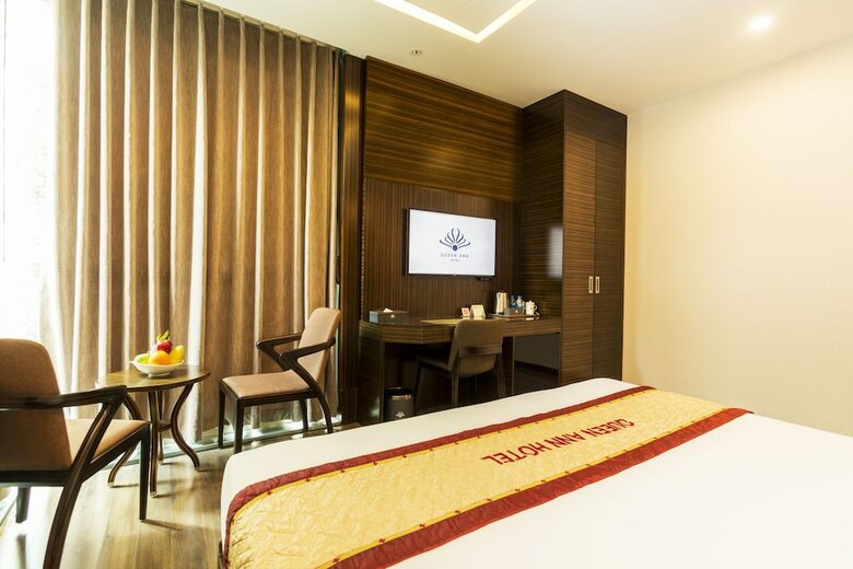Queen Ann Hotel