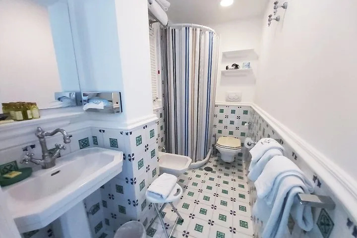 Hotel Le Ancore(.)