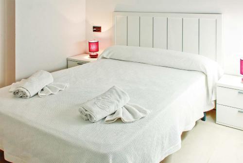 Torre Soli Nou Villa Sleeps 10 Air Con Wifi