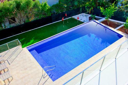 Son Bou Villa Sleeps 10 Pool Air Con Wifi