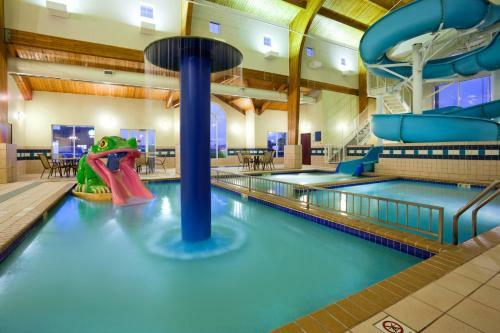Holiday Inn Express Hotel & Suites Aberdeen