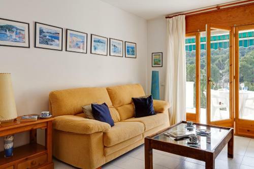 Tamariu Apartment Sleeps 6 Pool T425188