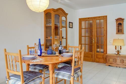 Tamariu Apartment Sleeps 6 Pool T425188