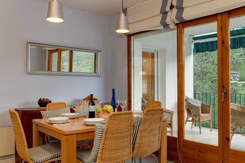 Tamariu Apartment Sleeps 6 Pool T425189
