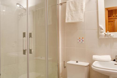 Tamariu Apartment Sleeps 6 Pool T425189