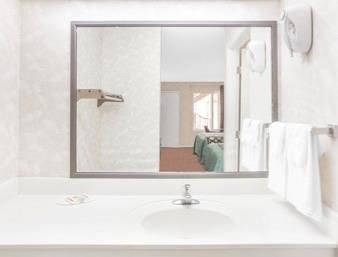 Hotel Super 8 Decatur Priceville