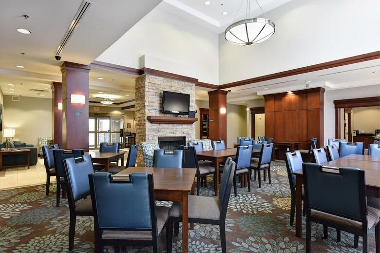 Hotel Staybridge Suites Guelph