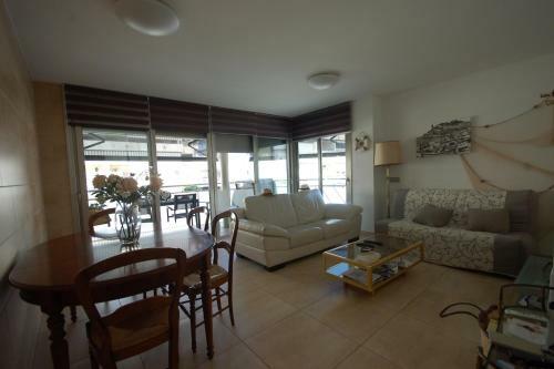 Lets Holidays Voramar Apartment