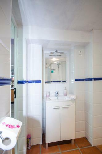 Hostal Apartment Vacarisses Torreblanca Estaci�n