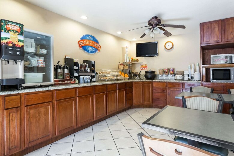 Hotel Baymont Inn And Suites Yreka