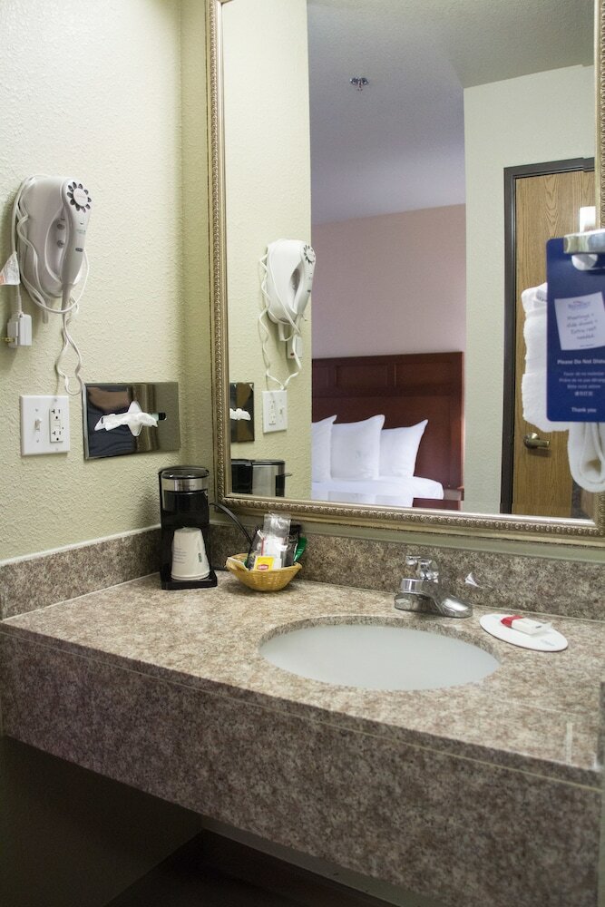 Hotel Baymont Inn And Suites Yreka