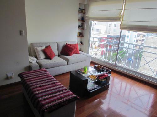 Private Bedroom In Miraflores Apartment