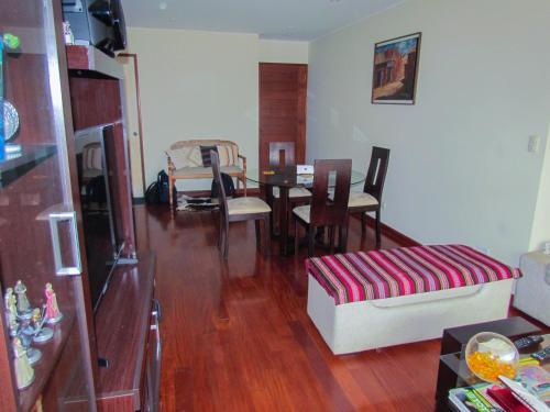 Private Bedroom In Miraflores Apartment