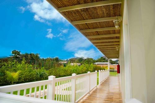 Hotel Bella Terra Laguna Azul Resort & Spa