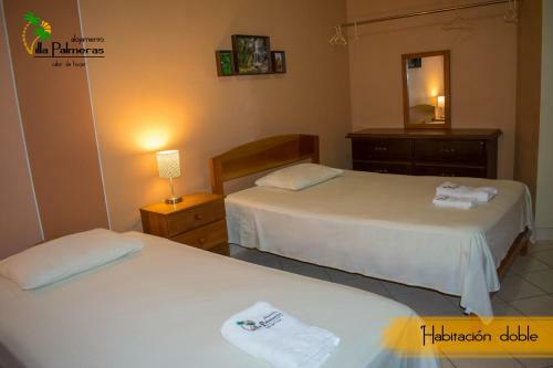 Hostal Alojamiento Familiar Villa Palmeras