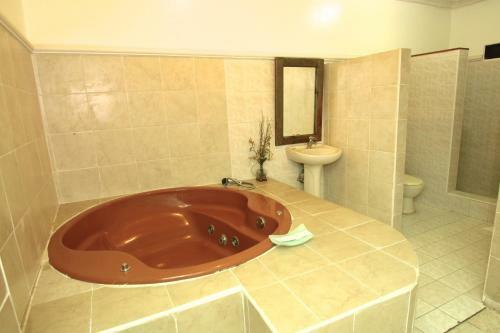 Hotel Oasis Adult Resort Pop
