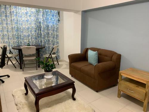 2 Bdr Apartment, Best Location, Ac, Wifi, Netflix