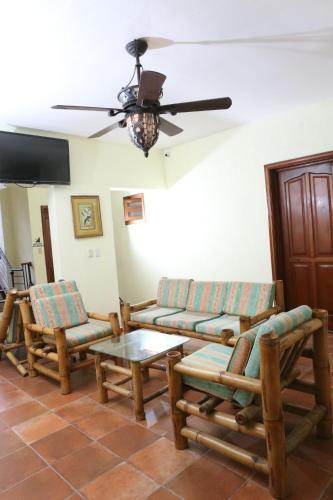 Hotel Casa Aluge Y Salome 56