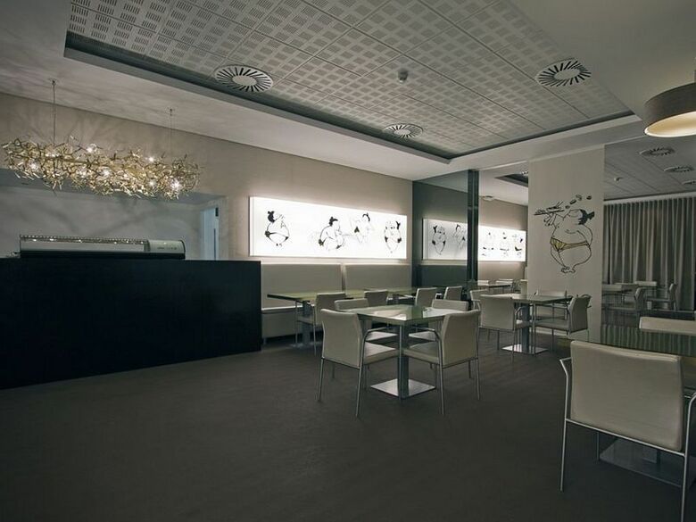 Hotel Mercure Lisboa Almada