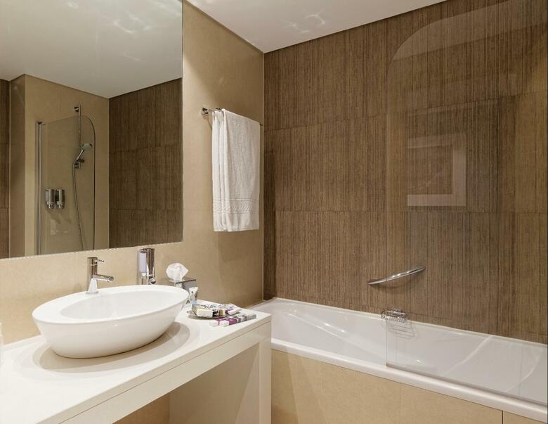 Hotel Mercure Lisboa Almada