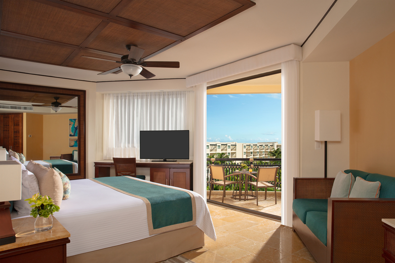 Hotel Dreams Riviera Cancun Resort And Spa