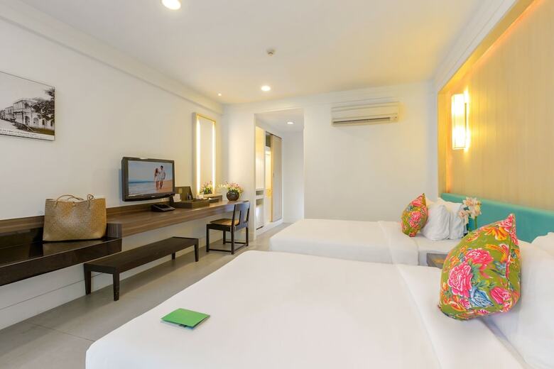 Hotel Sawaddi Patong Resort (deluxe)