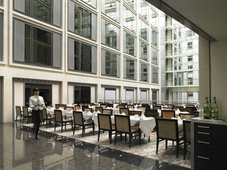 Leonardo Royal Hotel London St Paul's