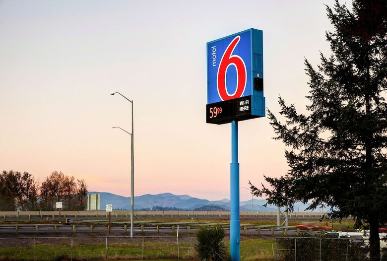 Hotel Motel 6 Portland East