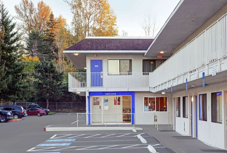 Hotel Motel 6 Portland East