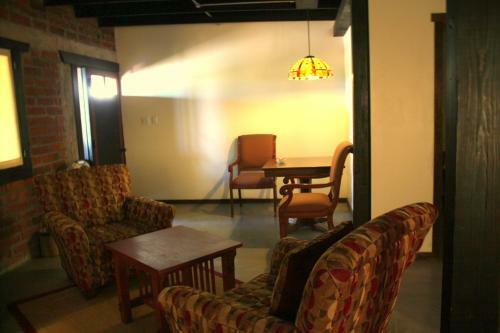 Las Orquideas Cabins