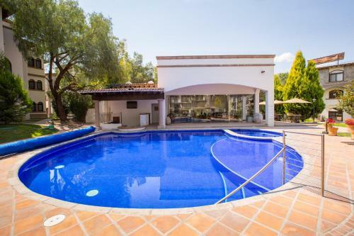 Apartamento Departamento 2 Br Cerca De La Aurora