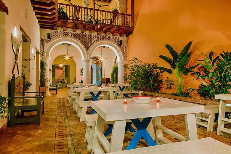 Casa D'remedios La Bella Hotel Boutique