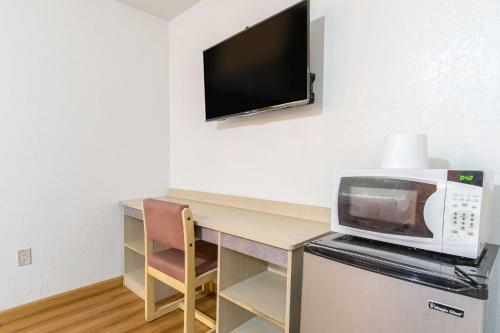 Hotel Motel 6 Orange - Anaheim