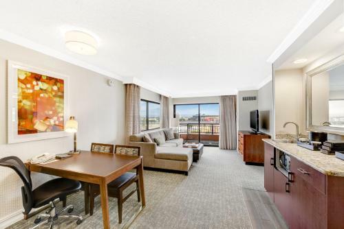 Hotel Embassy Suites By Hilton Anaheim-orange