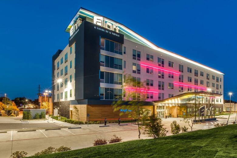 Hotel Aloft Dallas Arlington Entertainment District
