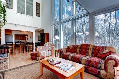 244 Eastwood Residence