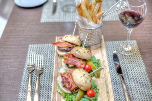 Hotel Doubletree Suites By Hilton Atlanta-galleria