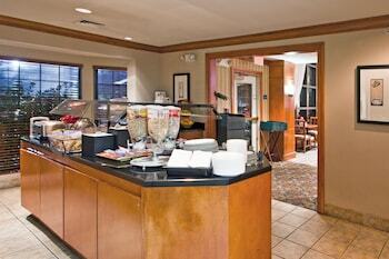 Hotel Staybridge Suites Detroit-utica