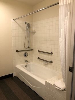 Hotel Holiday Inn Selma-swancourt