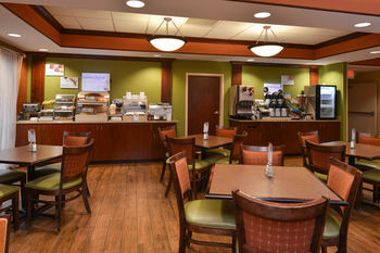 Holiday Inn Express Hotel & Suites Dayton-centerville