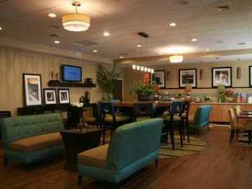Hotel Hampton Inn Columbus-airport