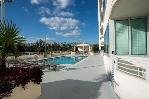 Ocean Club 706 - Two Bedroom Apartment